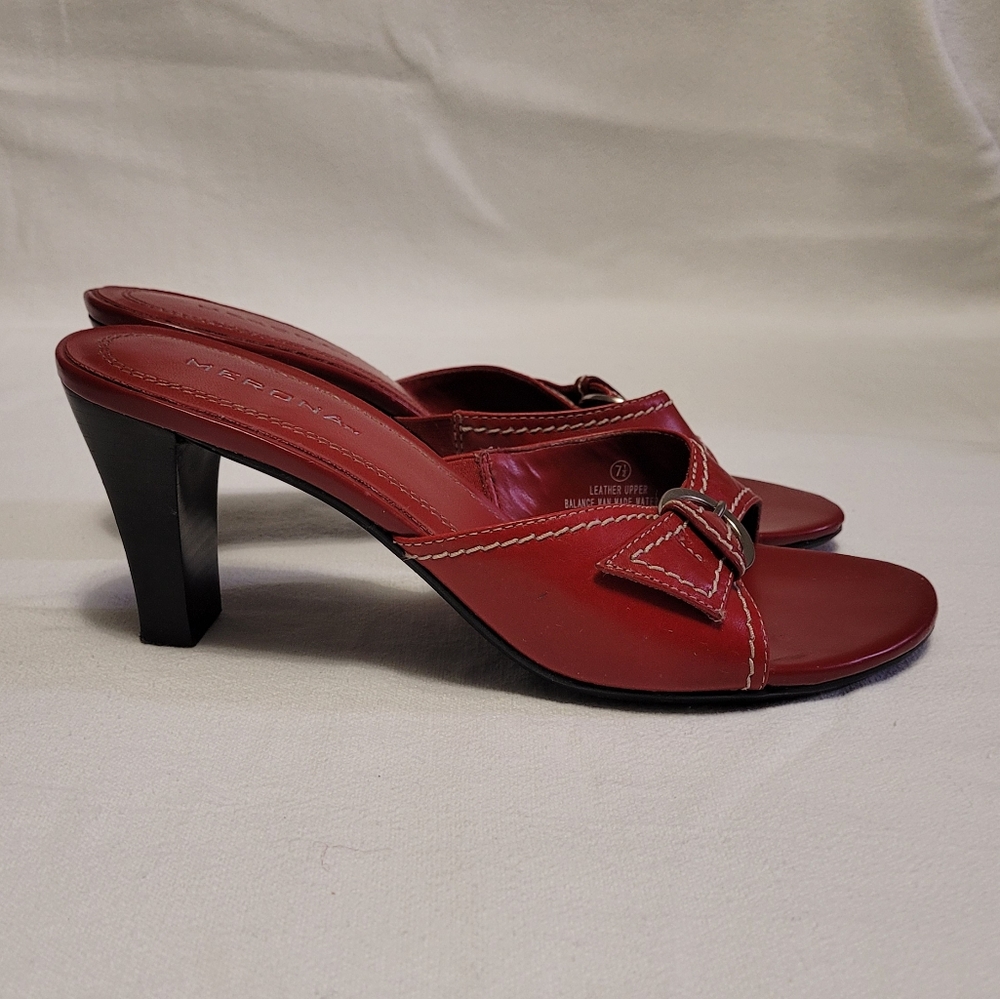 Shoes - Picture 5 of 6